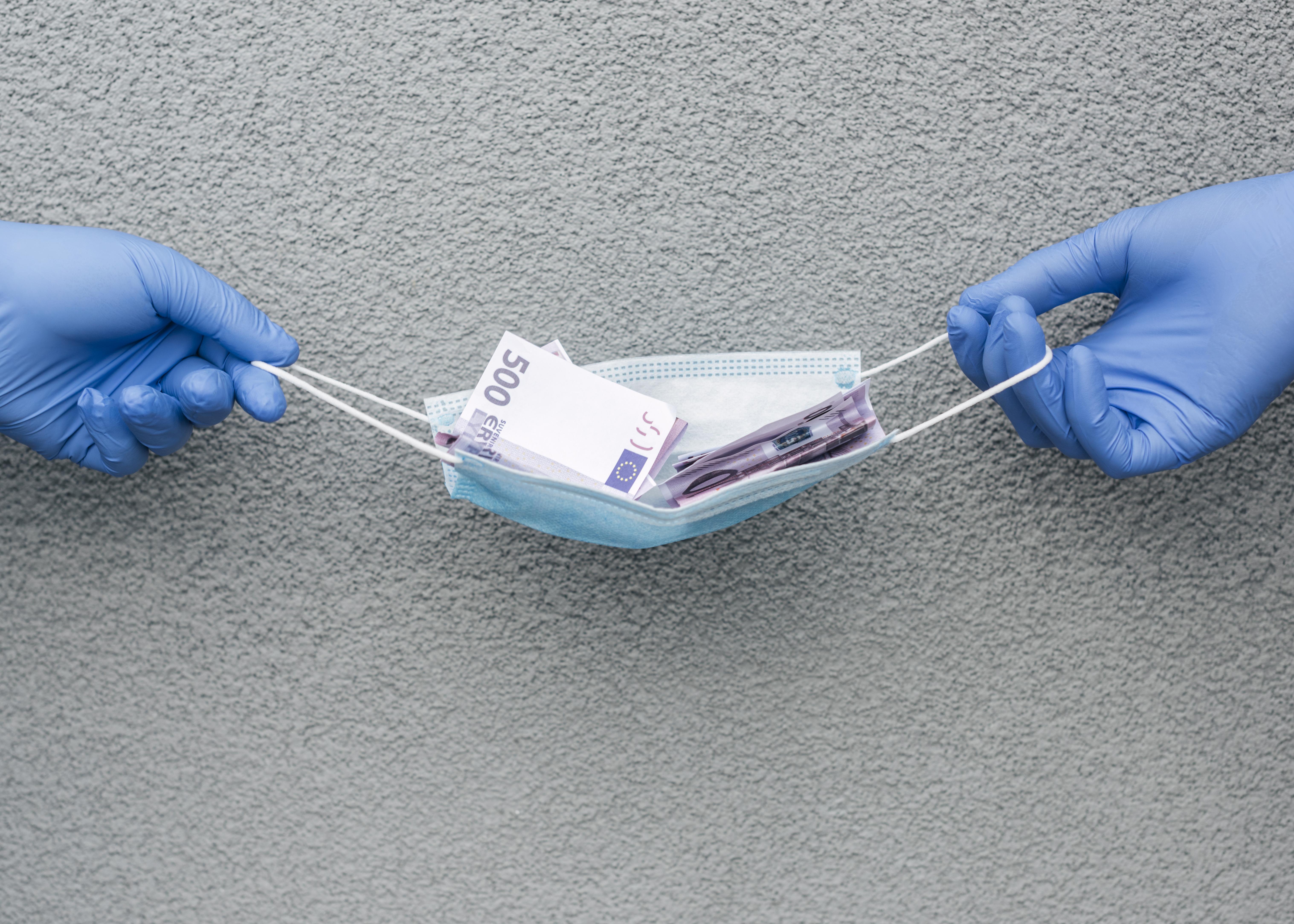 Közel 90 milliárd forintot csoportosít át a kormány egészségügyre, utakra és kommunikációra